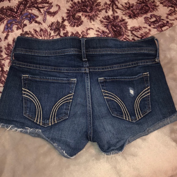 Hollister Denim Shorts - Picture 3 of 3